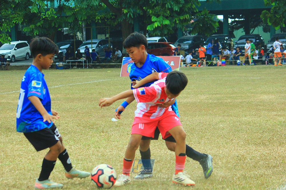 ijlu11 big8 190726 farama fc vs steelford united