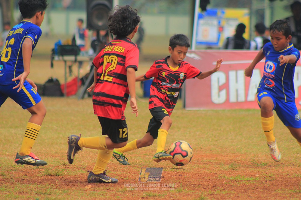 ijlu11 big8 190726 gagak muda vs khenzi united