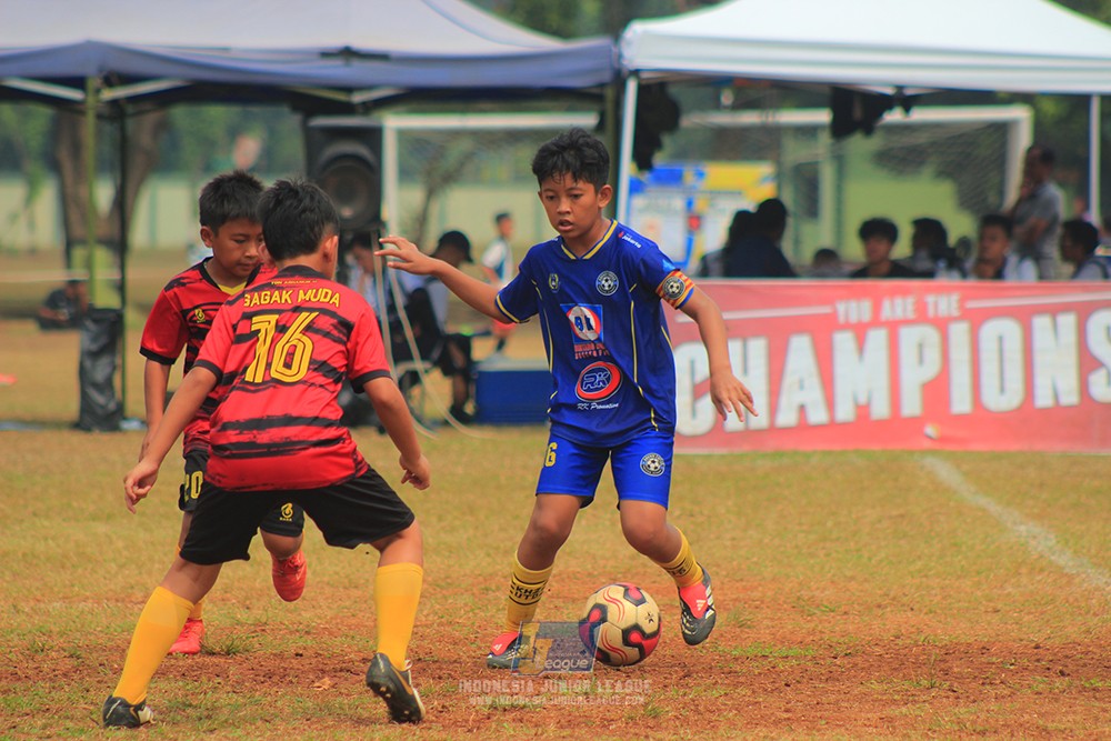 ijlu11 big8 190726 gagak muda vs khenzi united