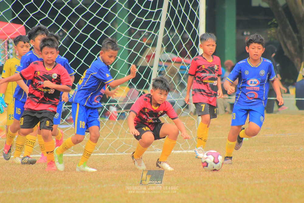 ijlu11 big8 190726 gagak muda vs khenzi united