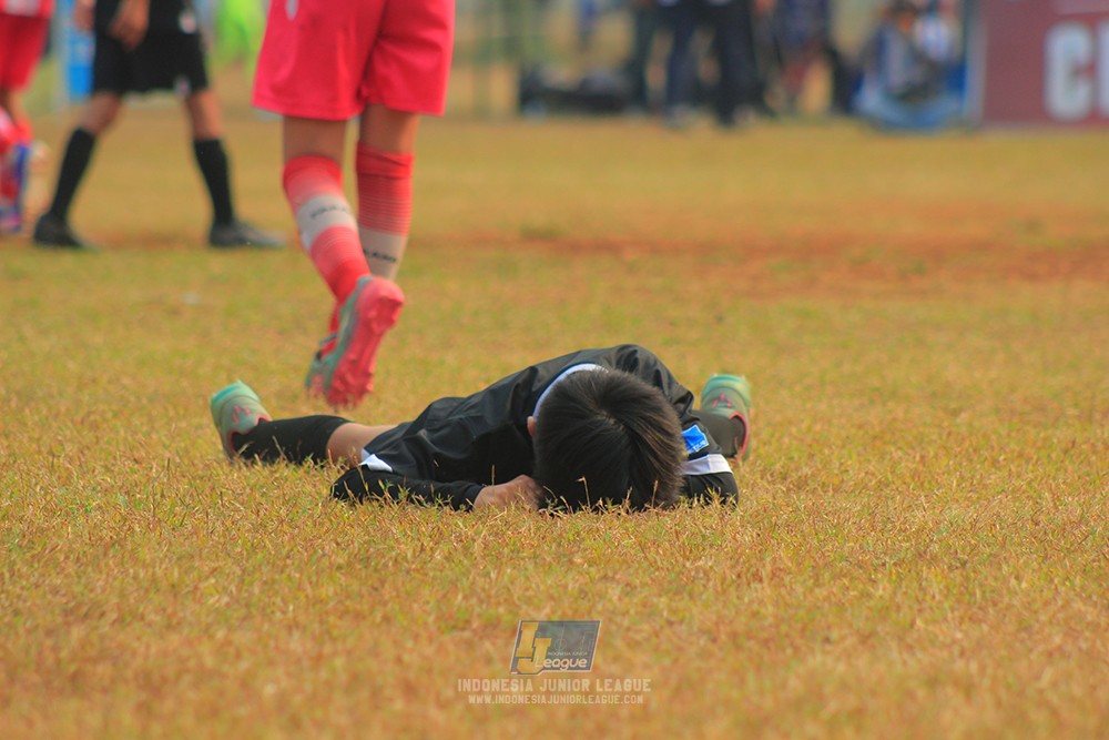 ijlu11 big8 190726 jips soccer vs farama fc