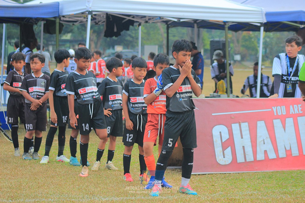 ijlu11 big8 190726 jips soccer vs farama fc