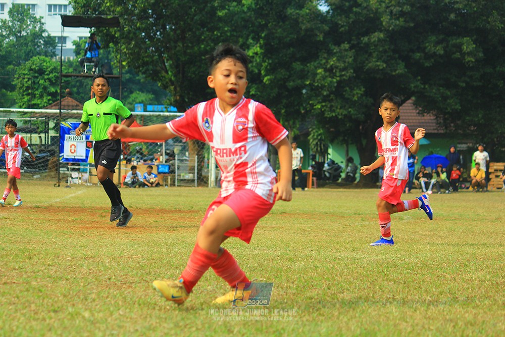 ijlu11 big8 190726 jips soccer vs farama fc
