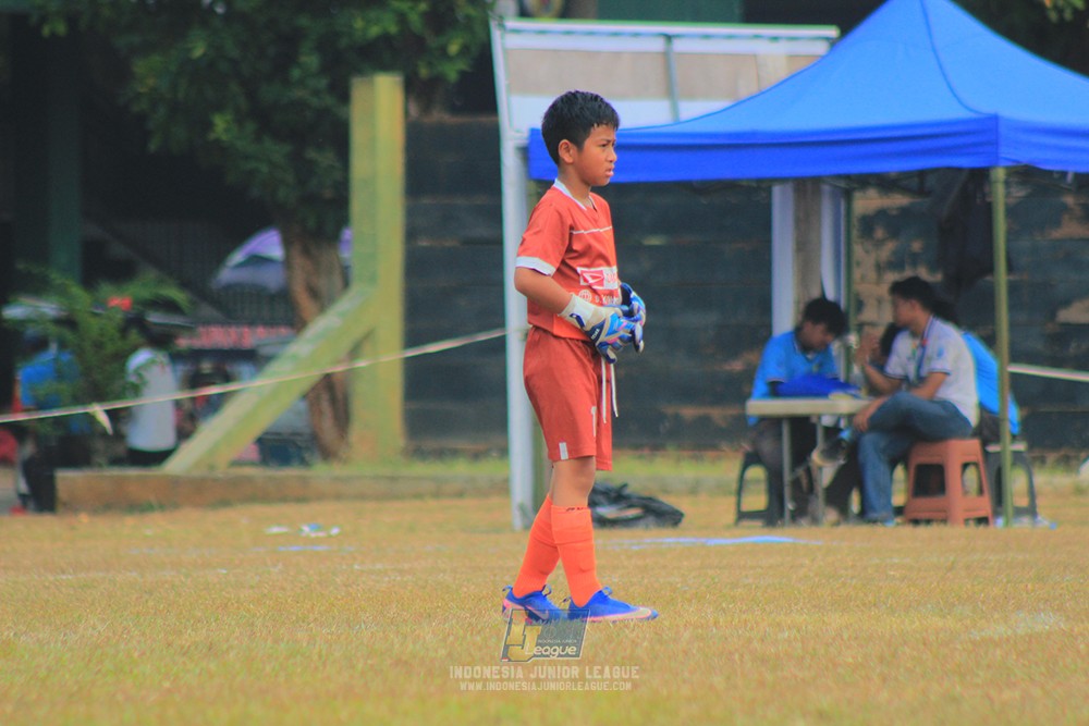 ijlu11 big8 190726 jips soccer vs farama fc