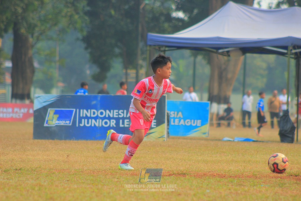 ijlu11 big8 190726 jips soccer vs farama fc
