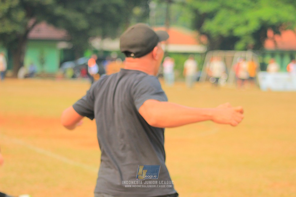 ijlu11 big8 190726 jips soccer vs farama fc