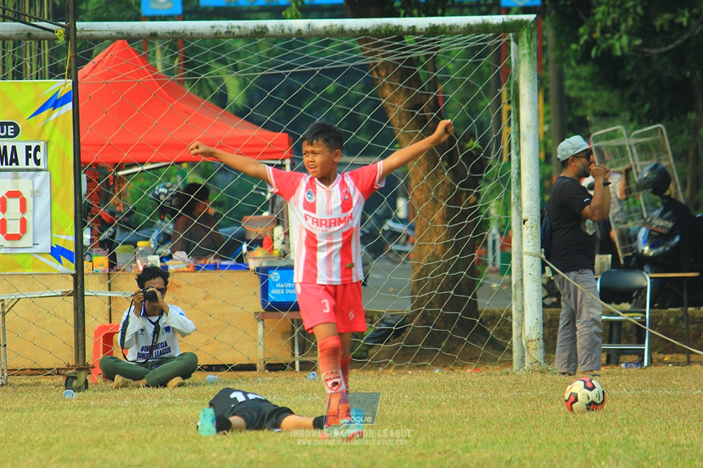 ijlu11 big8 190726 jips soccer vs farama fc