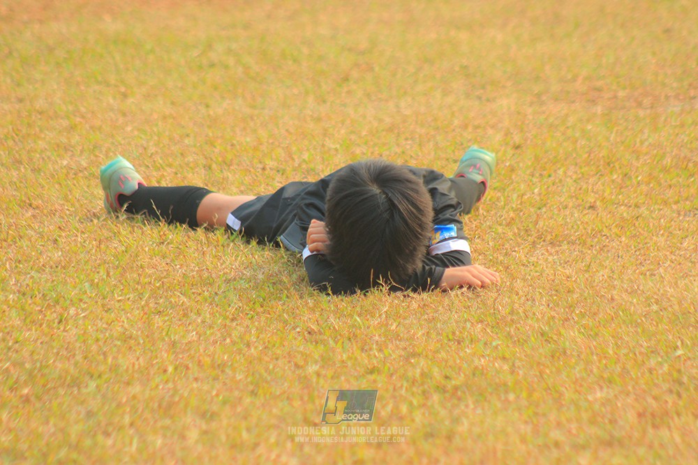 ijlu11 big8 190726 jips soccer vs farama fc