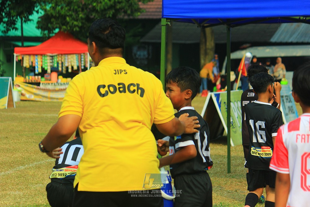 ijlu11 big8 190726 jips soccer vs farama fc