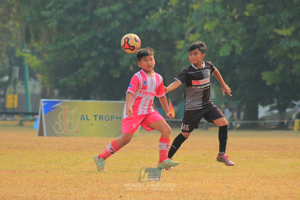 ijlu11 big8 190726 jips soccer vs farama fc