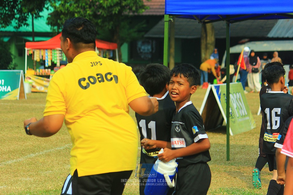 ijlu11 big8 190726 jips soccer vs farama fc
