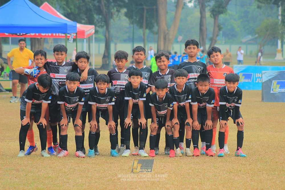 ijlu11 big8 190726 jips soccer vs farama fc