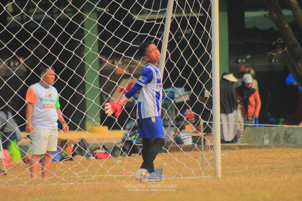 ijlu11 big8 190726 jips soccer vs farama fc
