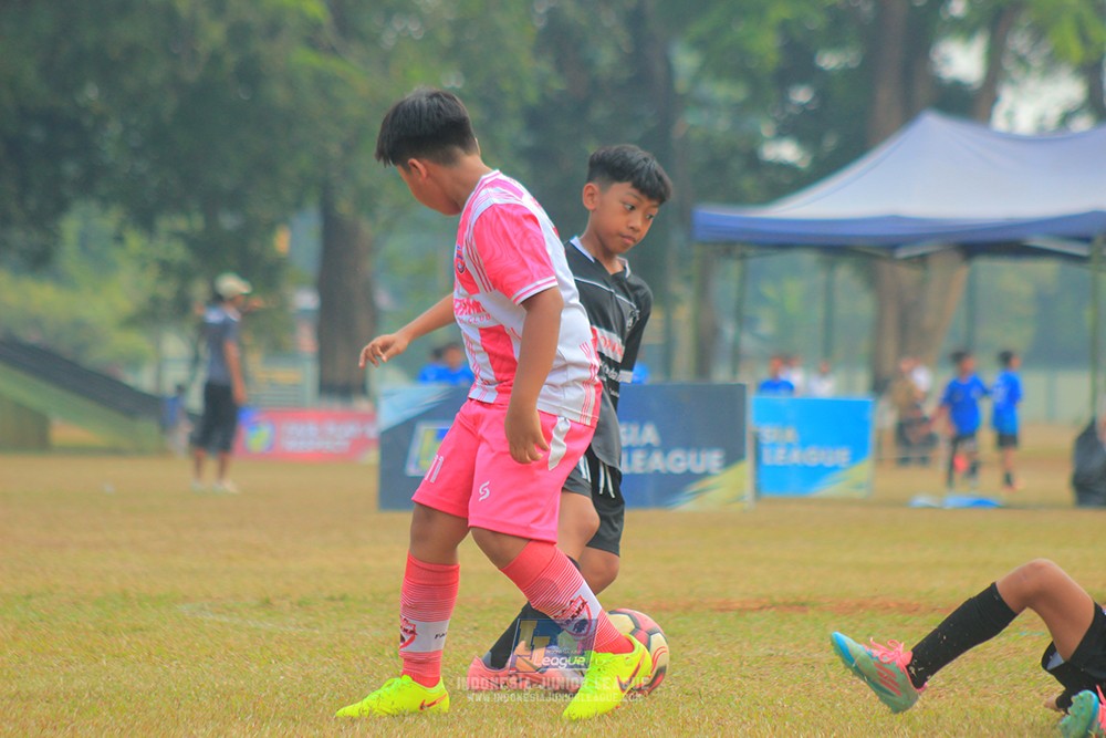 ijlu11 big8 190726 jips soccer vs farama fc