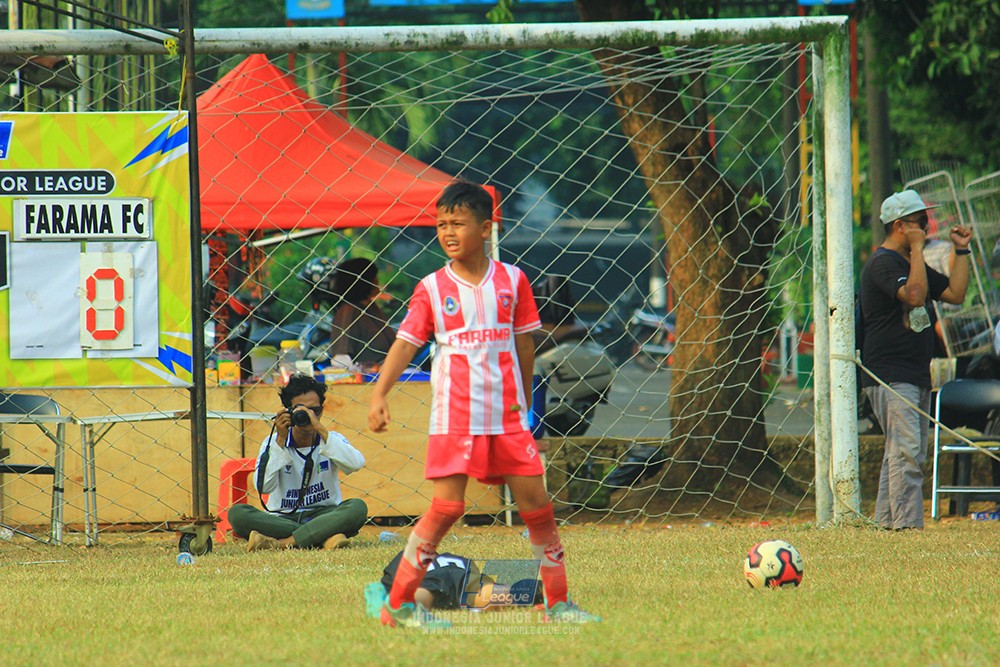 ijlu11 big8 190726 jips soccer vs farama fc