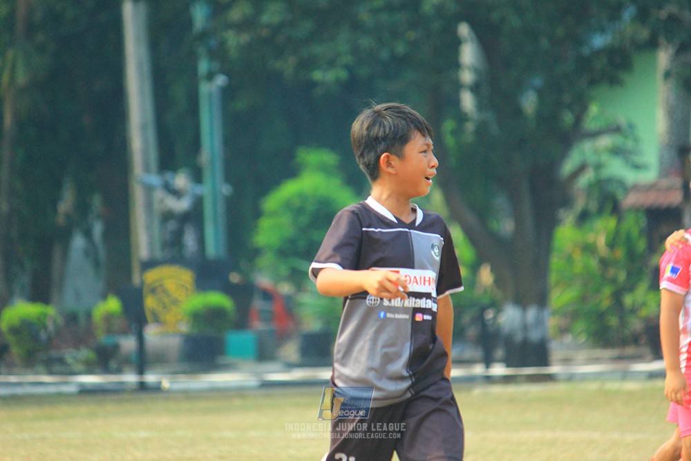 ijlu11 big8 190726 jips soccer vs farama fc