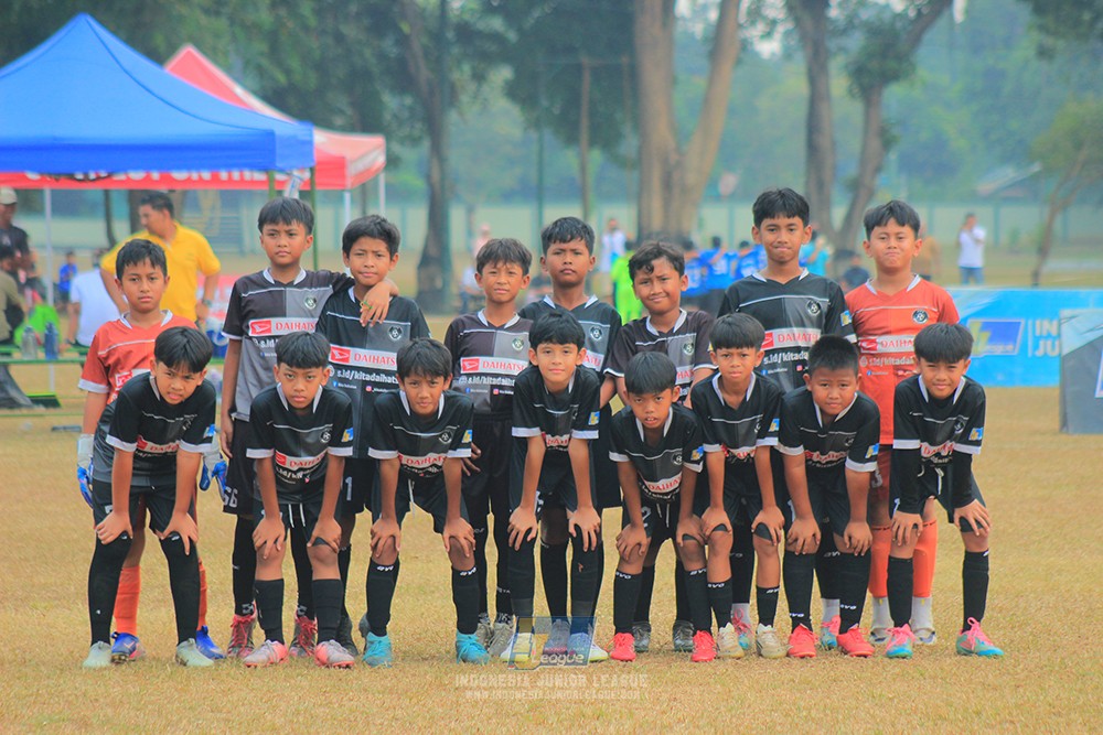 ijlu11 big8 190726 jips soccer vs farama fc