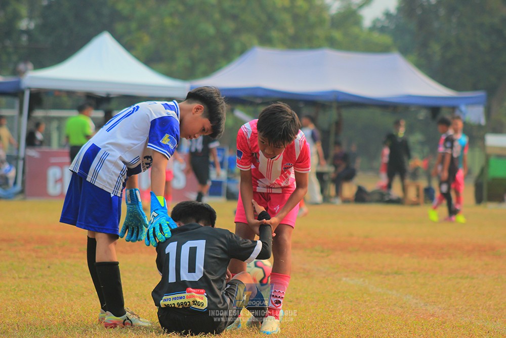 ijlu11 big8 190726 jips soccer vs farama fc