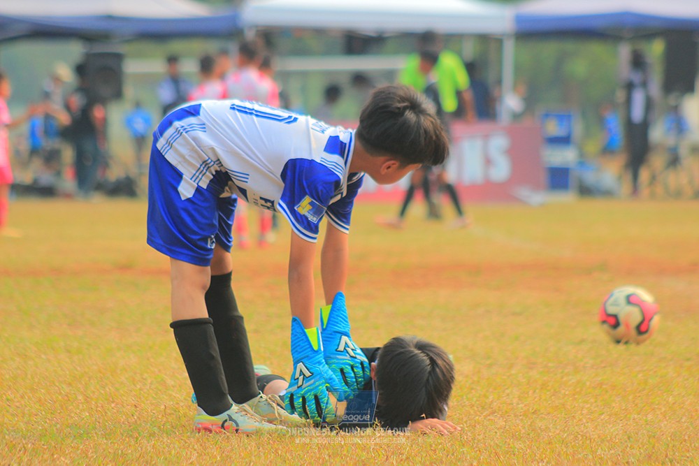 ijlu11 big8 190726 jips soccer vs farama fc