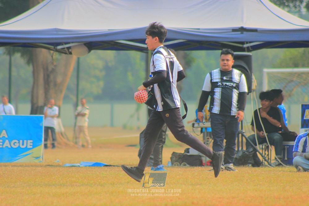 ijlu11 big8 190726 jips soccer vs farama fc