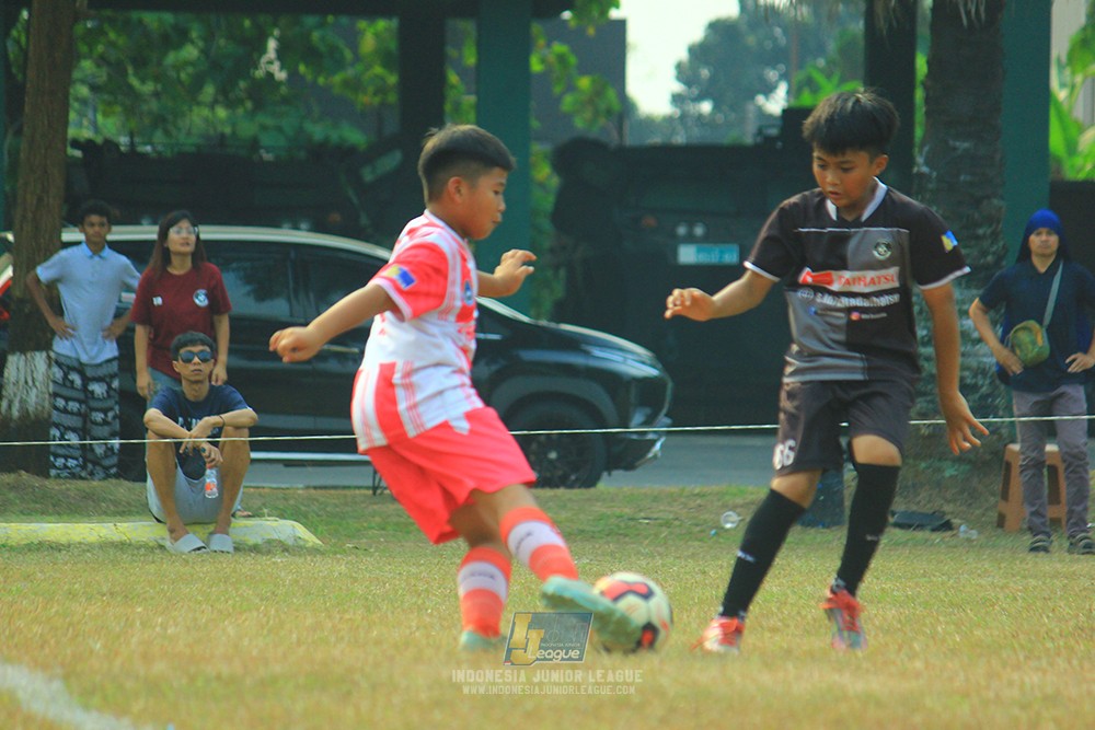 ijlu11 big8 190726 jips soccer vs farama fc