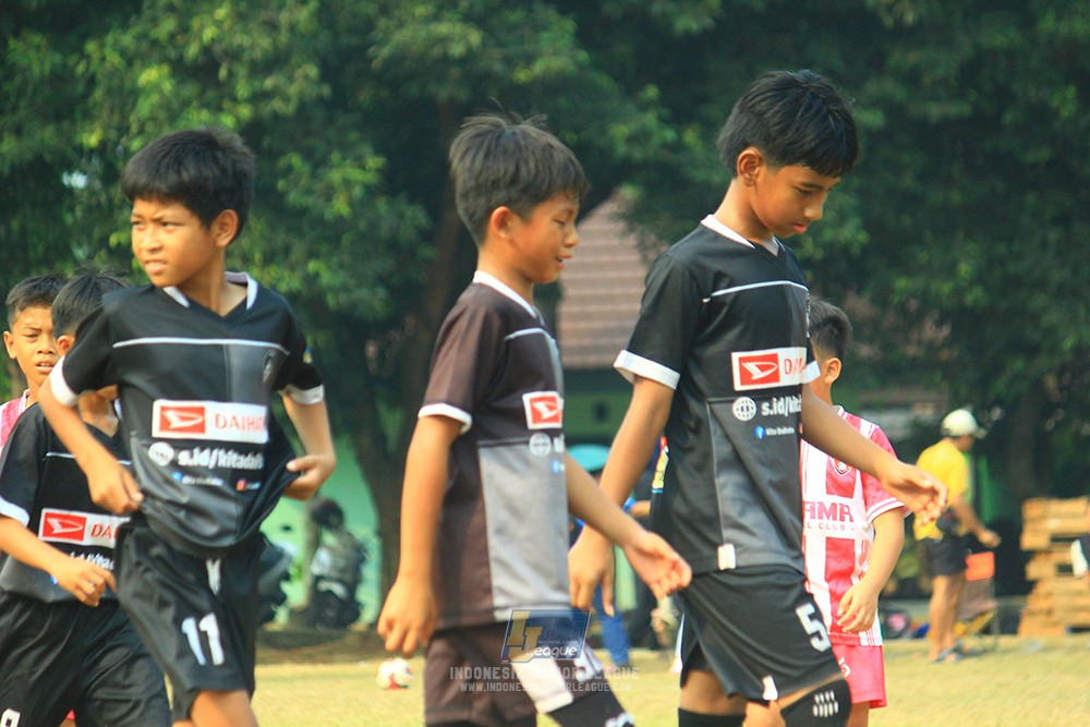 ijlu11 big8 190726 jips soccer vs farama fc