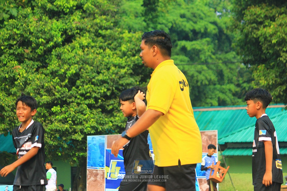 ijlu11 big8 190726 jips soccer vs farama fc