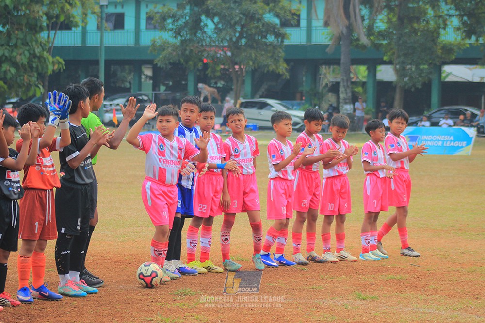 ijlu11 big8 190726 jips soccer vs farama fc