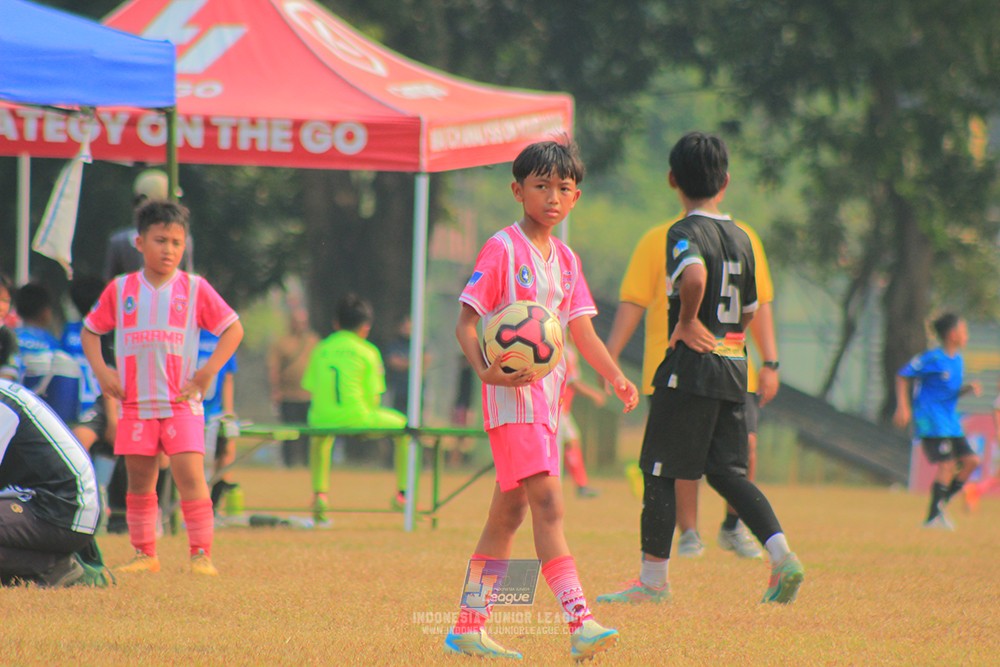 ijlu11 big8 190726 jips soccer vs farama fc