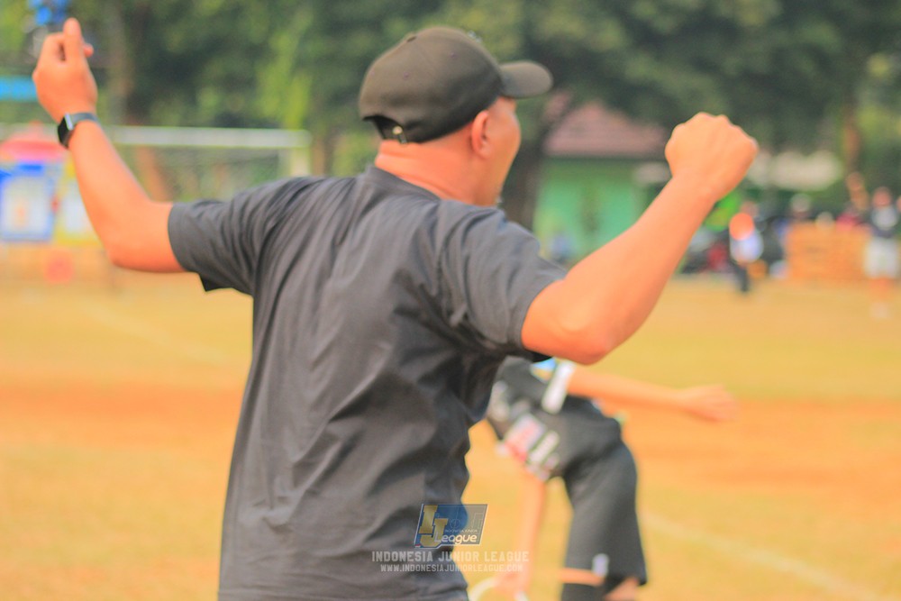 ijlu11 big8 190726 jips soccer vs farama fc