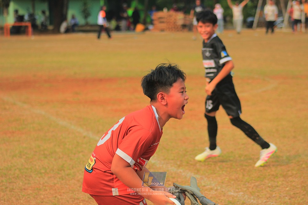 ijlu11 big8 190726 jips soccer vs farama fc