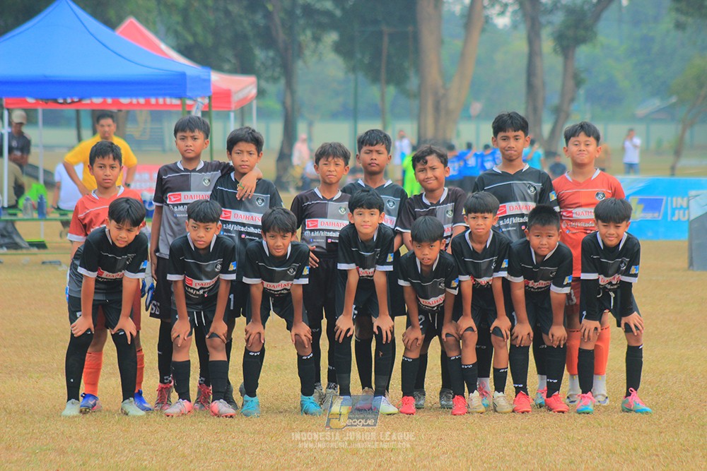 ijlu11 big8 190726 jips soccer vs farama fc