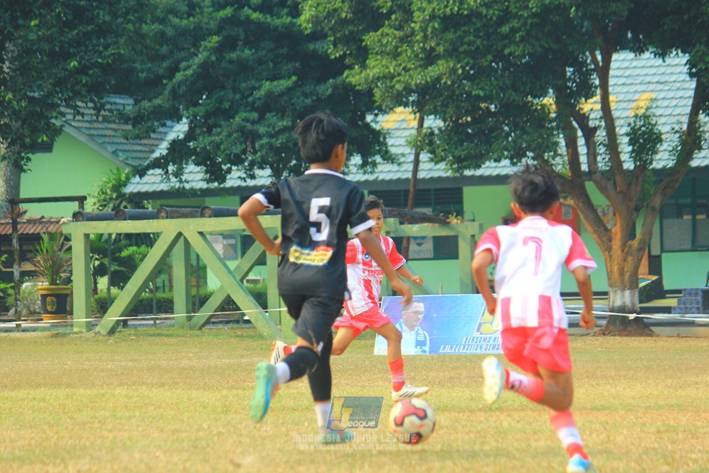 ijlu11 big8 190726 jips soccer vs farama fc