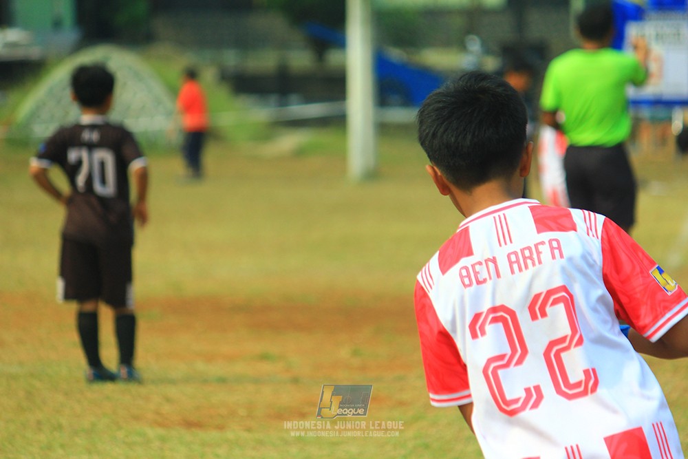 ijlu11 big8 190726 jips soccer vs farama fc