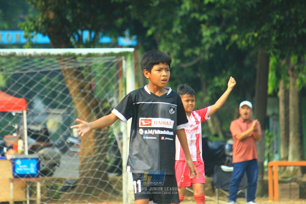 ijlu11 big8 190726 jips soccer vs farama fc