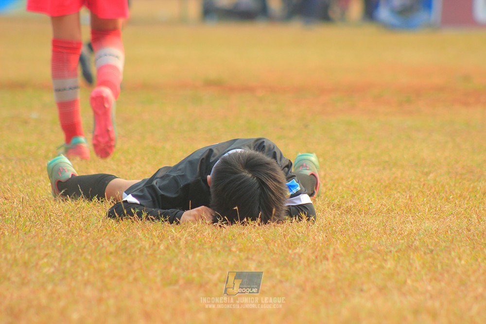 ijlu11 big8 190726 jips soccer vs farama fc