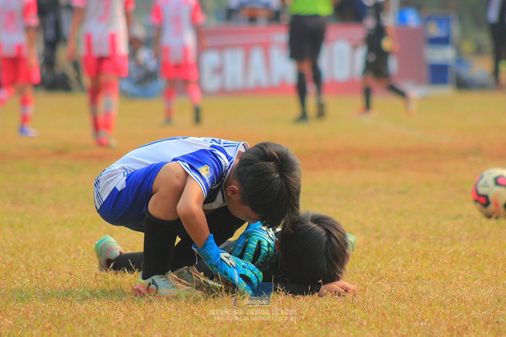 ijlu11 big8 190726 jips soccer vs farama fc