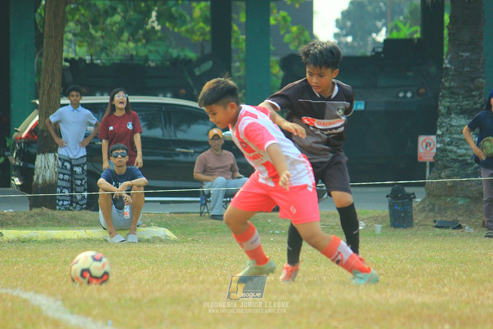 ijlu11 big8 190726 jips soccer vs farama fc