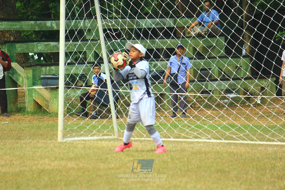 ijlu11 big8 190726 jips soccer vs putra harapan