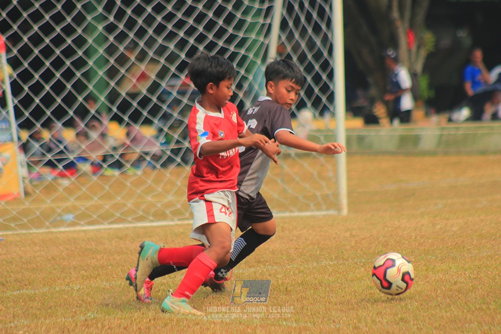 ijlu11 big8 190726 jips soccer vs putra harapan
