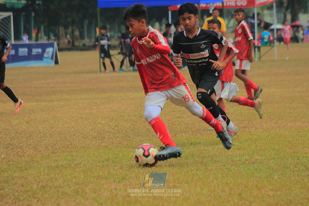 ijlu11 big8 190726 jips soccer vs putra harapan