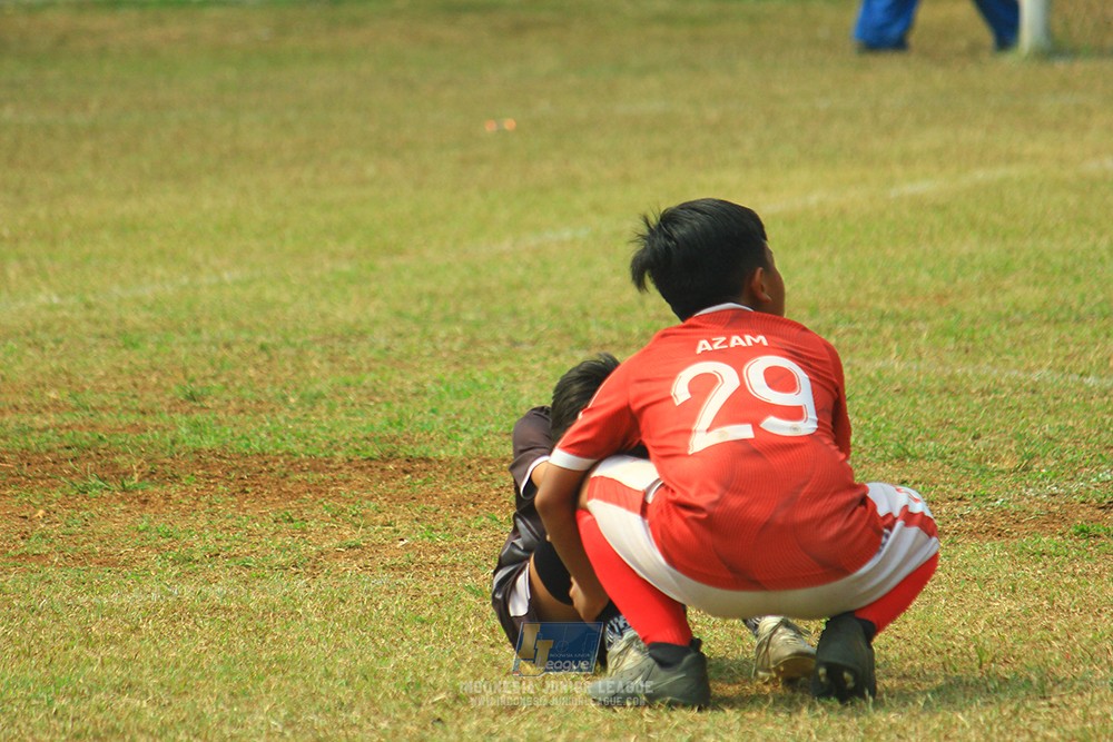 ijlu11 big8 190726 jips soccer vs putra harapan