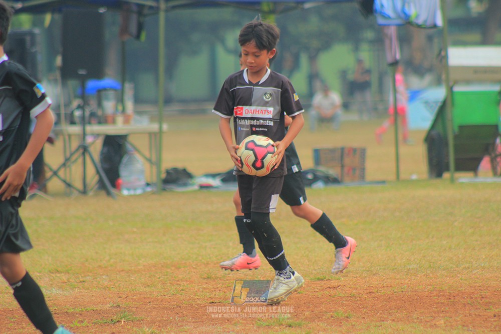 ijlu11 big8 190726 jips soccer vs putra harapan