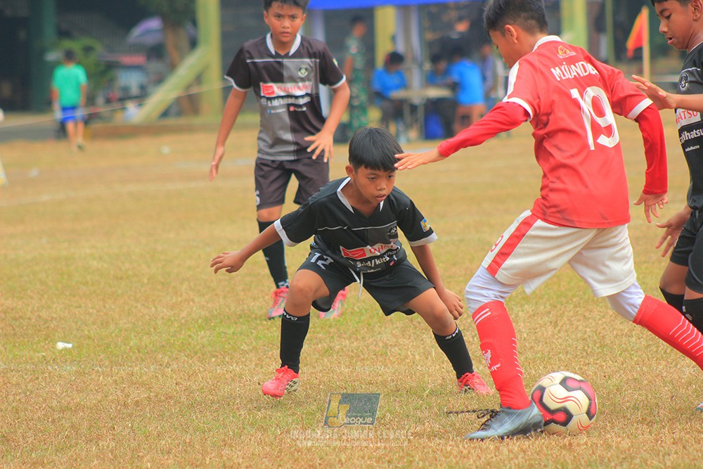 ijlu11 big8 190726 jips soccer vs putra harapan