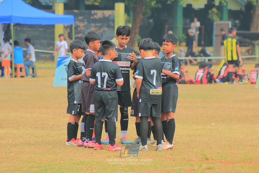 ijlu11 big8 190726 jips soccer vs putra harapan