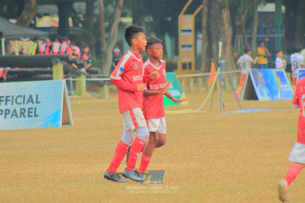 ijlu11 big8 190726 jips soccer vs putra harapan