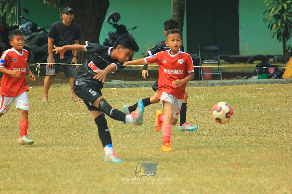 ijlu11 big8 190726 jips soccer vs putra harapan