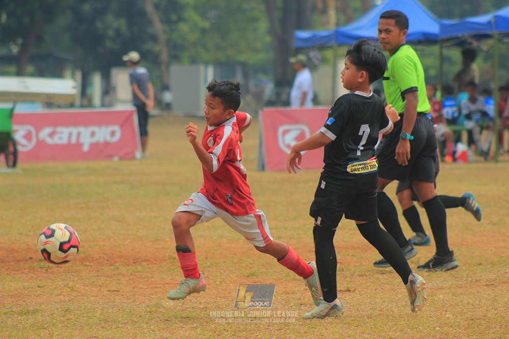 ijlu11 big8 190726 jips soccer vs putra harapan