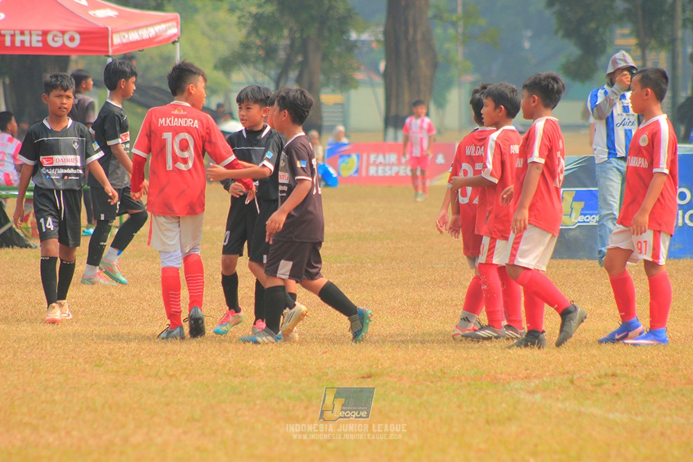 ijlu11 big8 190726 jips soccer vs putra harapan