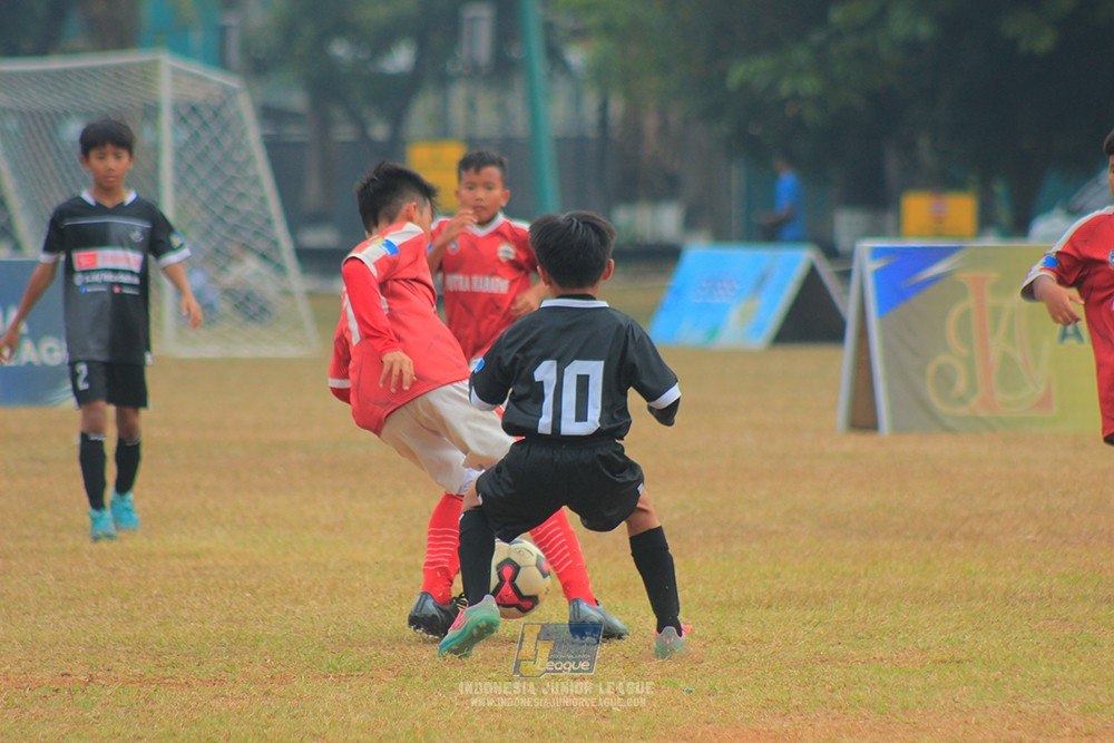 ijlu11 big8 190726 jips soccer vs putra harapan